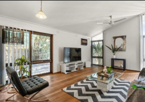 Tsapas Homes, Doncaster East